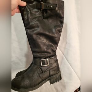 Torrid wide calf boots